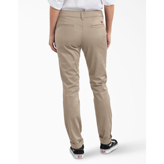 LOW RISE STRAIGHT LEG PANT